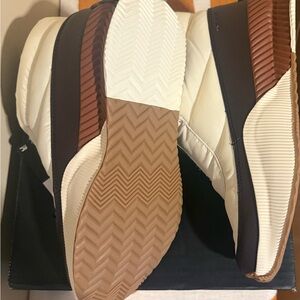 Sorel Women’s Out N About Puffy Zip Waterproof Boot – Stay stylish and dry! ☔✨